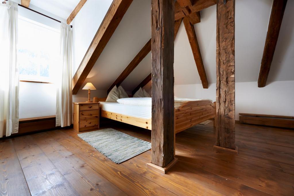 Hotelchen Doellacher Dorfwirtshaus Großkirchheim Rum bild