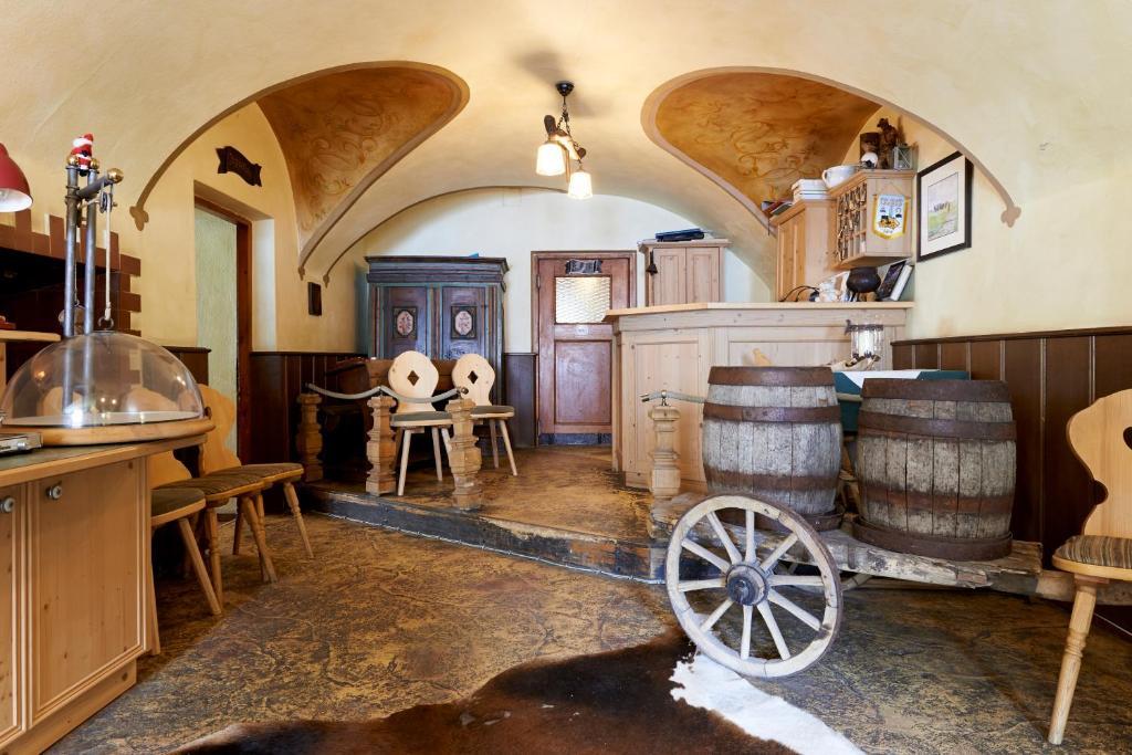 Hotelchen Doellacher Dorfwirtshaus Großkirchheim Exteriör bild
