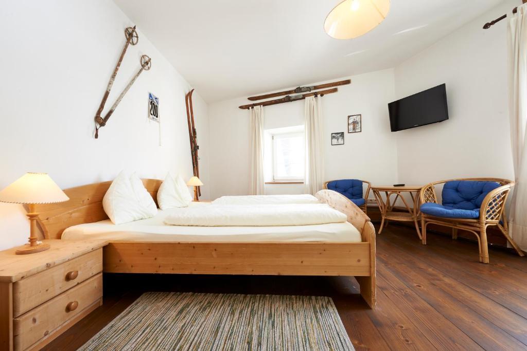 Hotelchen Doellacher Dorfwirtshaus Großkirchheim Rum bild